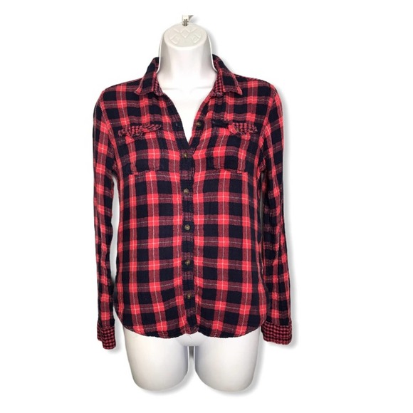 Abercrombie & Fitch | Soft Red & Navy Blue Flannel - Picture 3 of 10